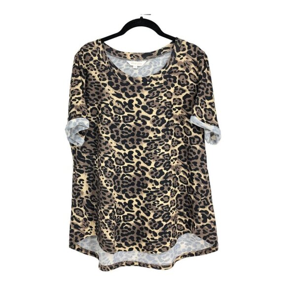 Amaryllis  Cheetah Print Short Cuffed Sleeve Round Neck Shirt size 1x - Picture 14 of 15